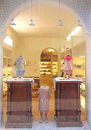 images of negozio lugli rimini